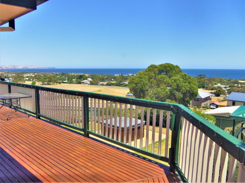Panorama - Accommodation Cairns 0