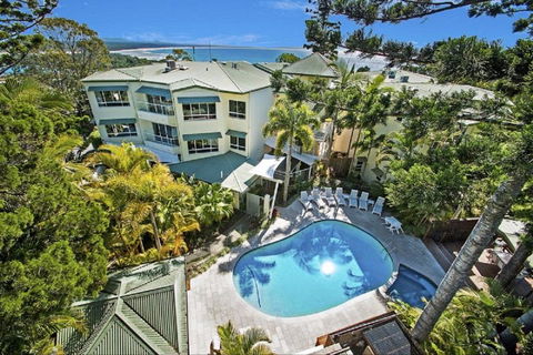 The Lookout Resort - Accommodation Cairns 0