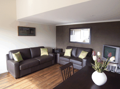 Off Mountain Accommodation - Accommodation Cairns 2