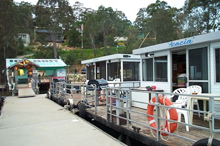 House Boats Batemans Bay NSW Accommodation Cairns