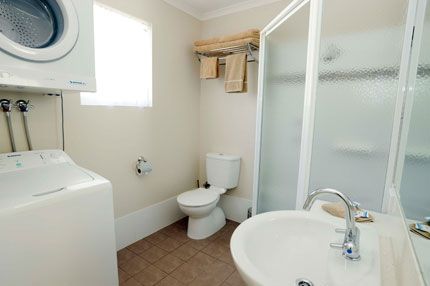 Mandalay Holiday Resort & Tourist Park - Accommodation Cairns 5