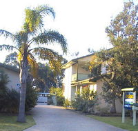 Avalon Holiday Units - Accommodation Cairns