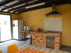 Bega Caravan Park - Accommodation Cairns 3