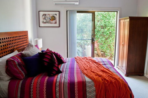 Headlands Beach Guest House - Accommodation Cairns 3