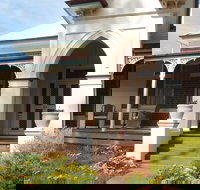 Ardlethan Bed and Breakfast - Accommodation Cairns