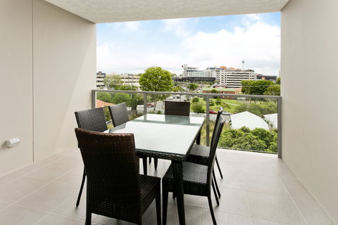 Arise Princess Regent - Accommodation Cairns 2