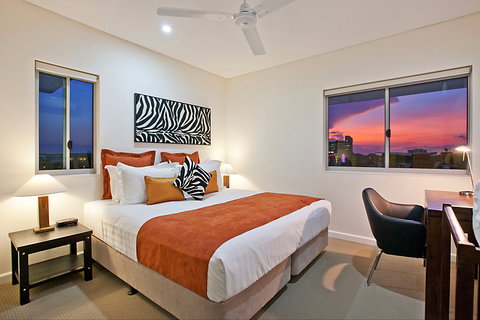 Beachlife Sands 3 Bedroom Harbour View Apartment - Accommodation Cairns 0