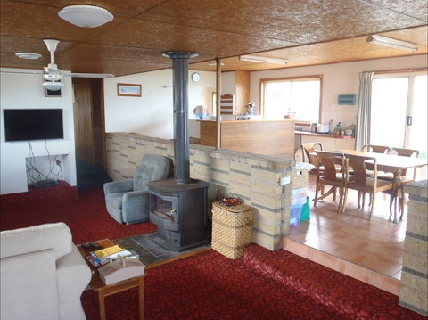 Island View Retreat - Accommodation Cairns 1