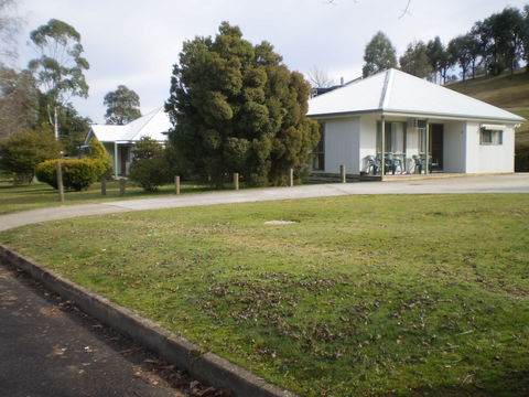 Khancoban Rose Holiday Units - Accommodation Cairns 1