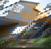 Lakes Beachfront Holiday Park - Accommodation Cairns