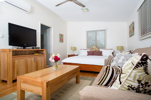 Lilypad Luxury Cabins - Accommodation Cairns 2