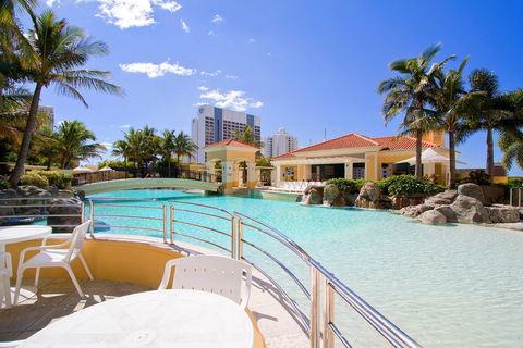 Mantra Towers Of Chevron - Accommodation Cairns 1