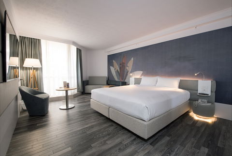 Novotel Surfers Paradise - Accommodation Cairns 2