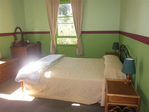 Settlers Arms Hotel - Accommodation Cairns 1