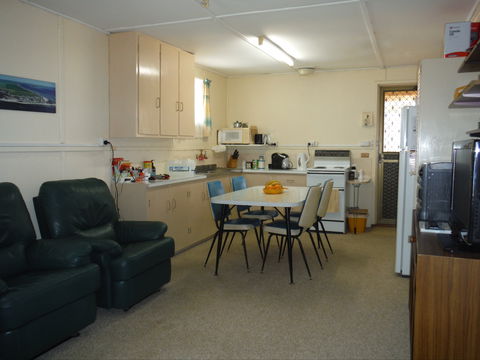 SonRays Shack - Accommodation Cairns 2