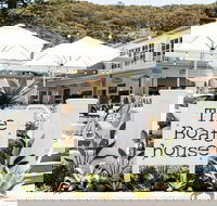 The Boathouse Hotel Patonga - Accommodation Cairns