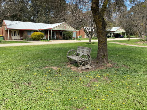 All Seasons Mansfield Accommodation - Accommodation Cairns 2