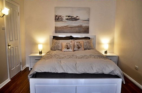 Almond Tree Cottage - Accommodation Cairns 1
