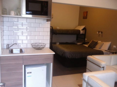 Altair Motel And Restaurant - Accommodation Cairns 0