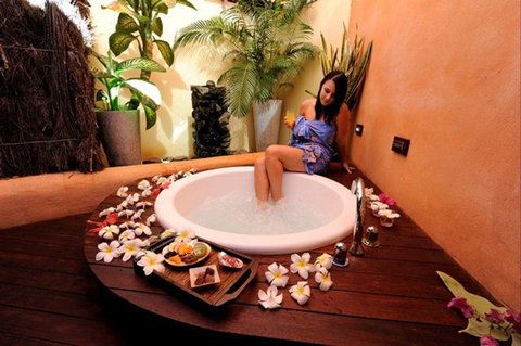 Bali Hai Resort And Spa - Accommodation Cairns 2