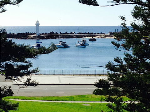 Boat Harbour Motel Wollongong - Accommodation Cairns 0