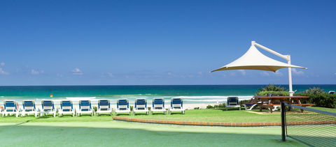 Breakers North - Absolute Beach Front Holiday Apartments - Accommodation Cairns 0