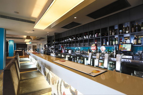 Lady Bay Resort - Accommodation Cairns 2