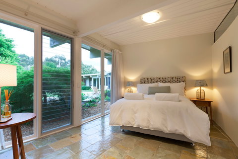 Lonsdale Park On The Yarra - Accommodation Cairns 2