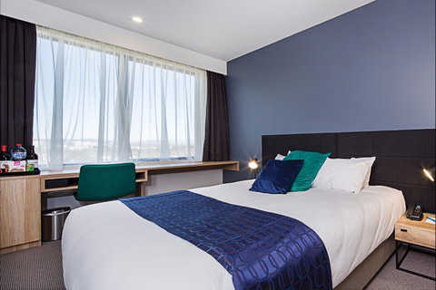 Mantra MacArthur Hotel - Accommodation Cairns 1