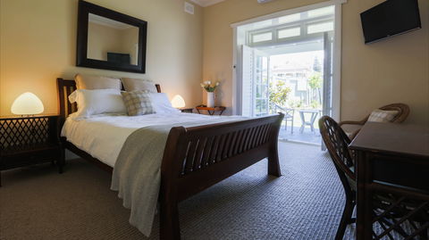 Merewether Beach House B And B - Accommodation Cairns 2