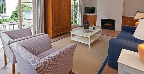 Oscars Waterfront Boutique Hotel - Accommodation Cairns 2