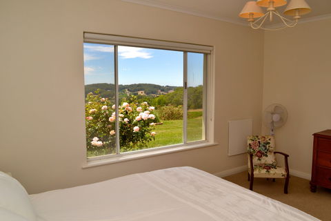 Pat And Ted's In The Piccadilly Valley - Accommodation Cairns 2