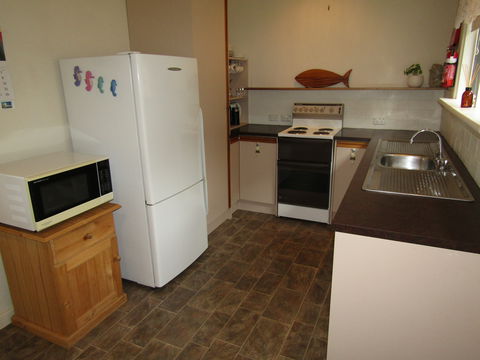 Shack 93 - Accommodation Cairns 1