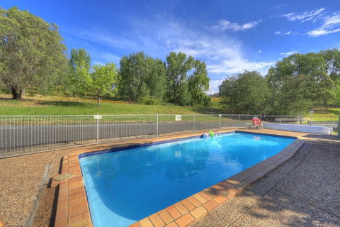 Talbingo Tourist Caravan Park - Accommodation Cairns 2