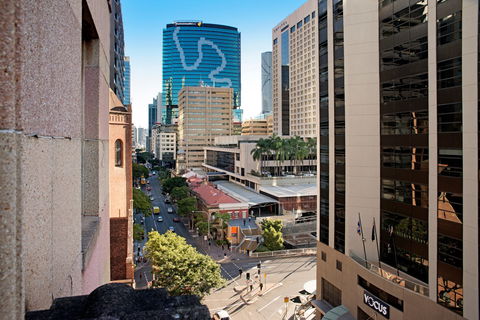 ULTIQA Rothbury Hotel - Accommodation Cairns 1