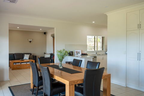 131 - Heart Of The Vale - Accommodation Cairns 2