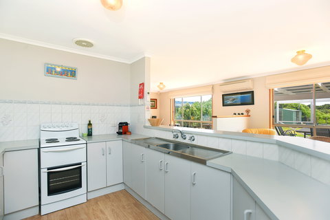 34 Newell Avenue, Middleton - Accommodation Cairns 0