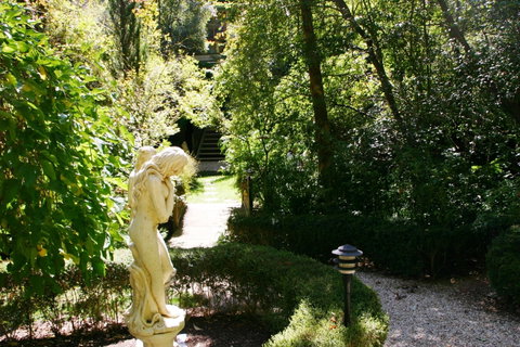 Aldgate Lodge Bed & Breakfast - Accommodation Cairns 0