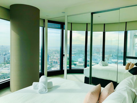 Arise Australia 108 - Accommodation Cairns 1