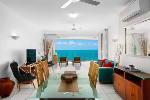 Bellevue At Trinity Beach - Accommodation Cairns 1