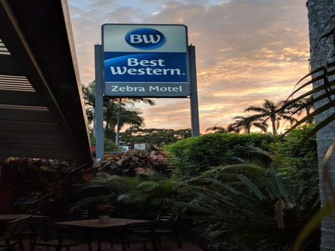 Best Western Zebra Motel - Accommodation Cairns 0