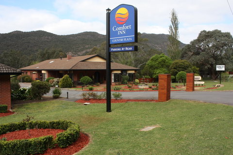 Country Plaza Halls Gap - Accommodation Cairns 0
