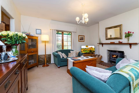 Country Pleasures Bed And Breakfast - Accommodation Cairns 2