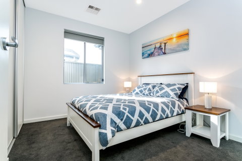 Ella House I - Accommodation Cairns 2