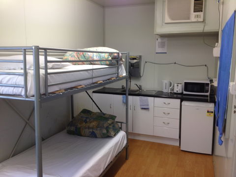 Latrobe Working Hostel - Accommodation Cairns 2