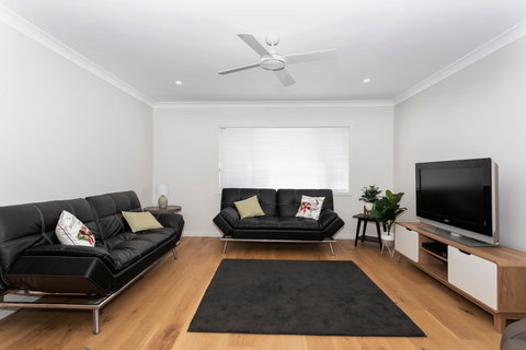 Melt Away Stress - Accommodation Cairns 2