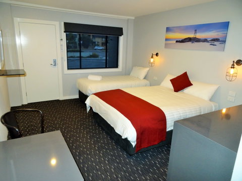 Merewether Motel - Accommodation Cairns 2