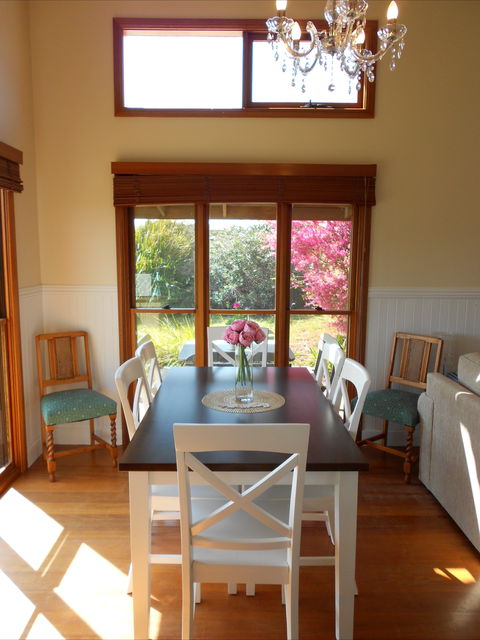 Milton Country Retreat: The Chocolate Cottages - Accommodation Cairns 1