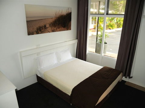Park Beach Hotel Motel - Accommodation Cairns 1