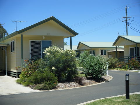 Peppertree Cabins Kingaroy - Accommodation Cairns 1